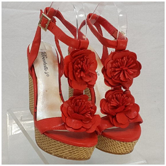 Breckelles Shoes - BRECKELLE"S, Basketweave Wedge Sandals, size 7